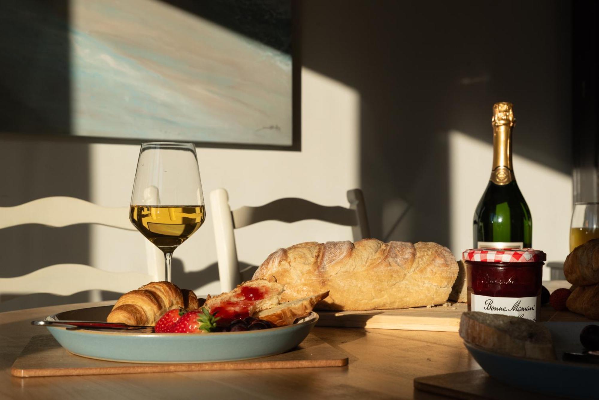 Port View House 3-Bedroom Self Catering Family Home With Garden Near Cardiff Eksteriør bilde